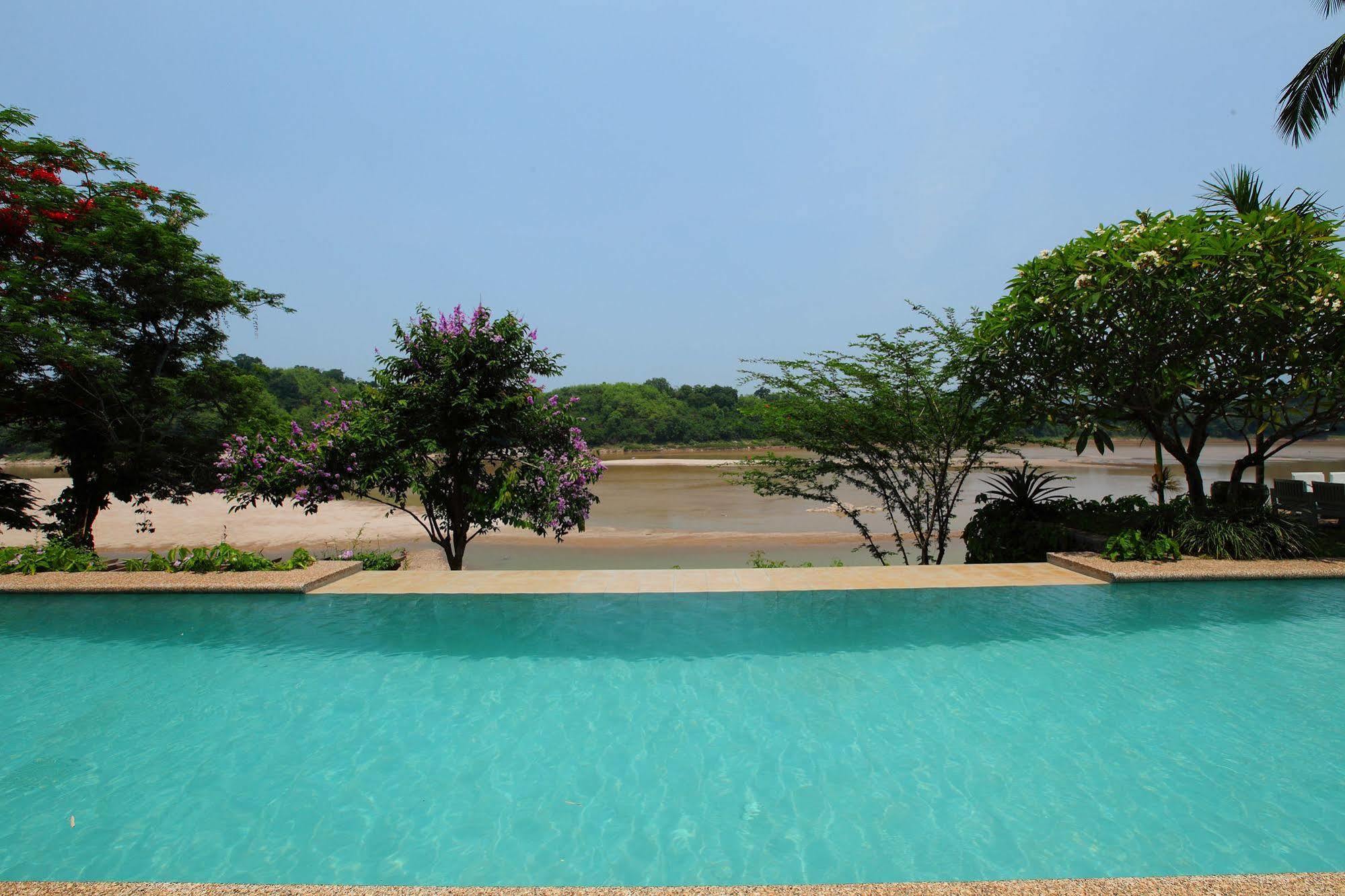 Sunset Villa By Burasari Luang Prabang Luaran gambar